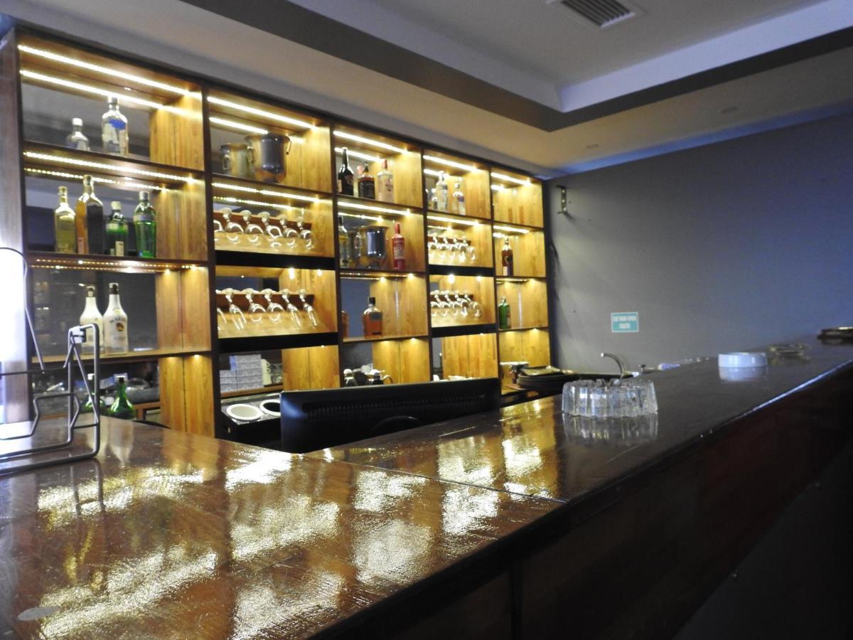 Inn Town Hotel Эскишехир Экстерьер фото