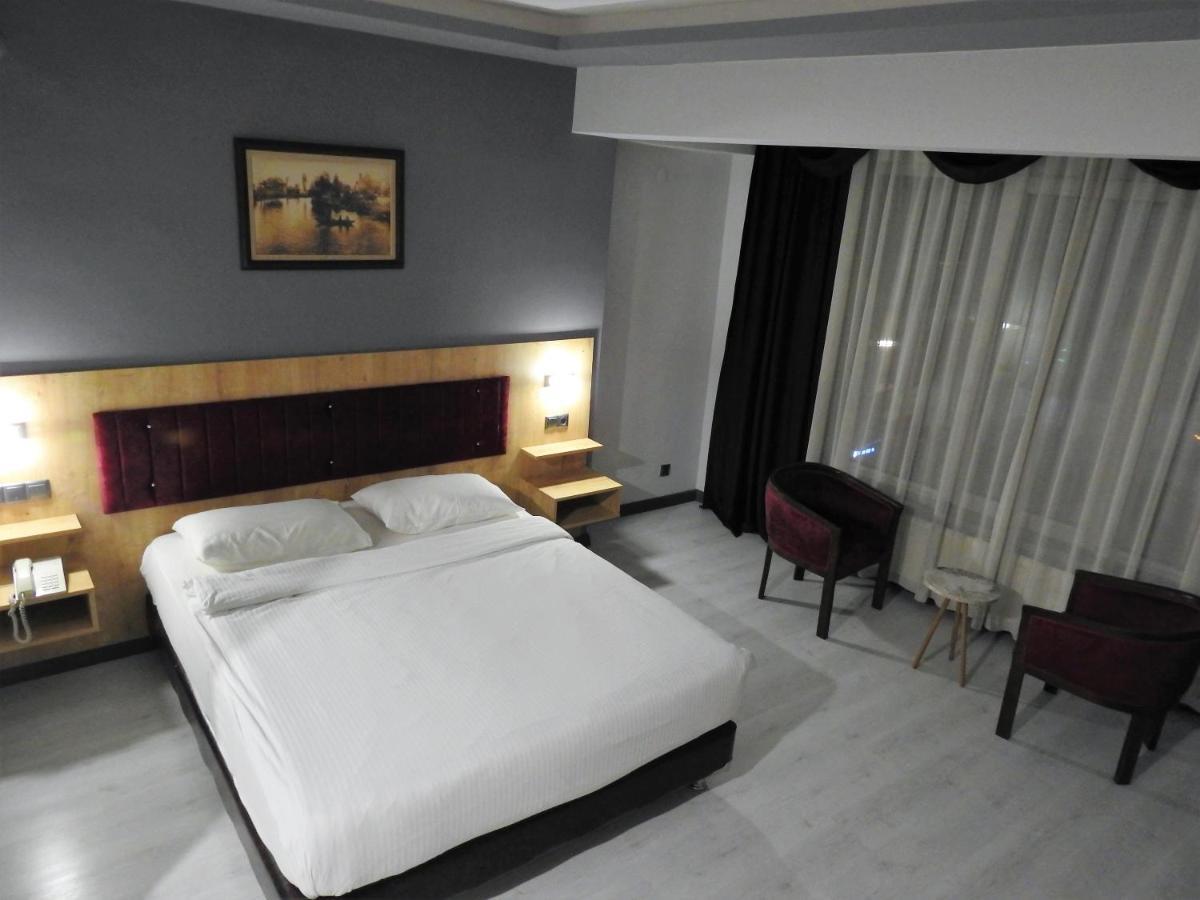 Inn Town Hotel Эскишехир Экстерьер фото