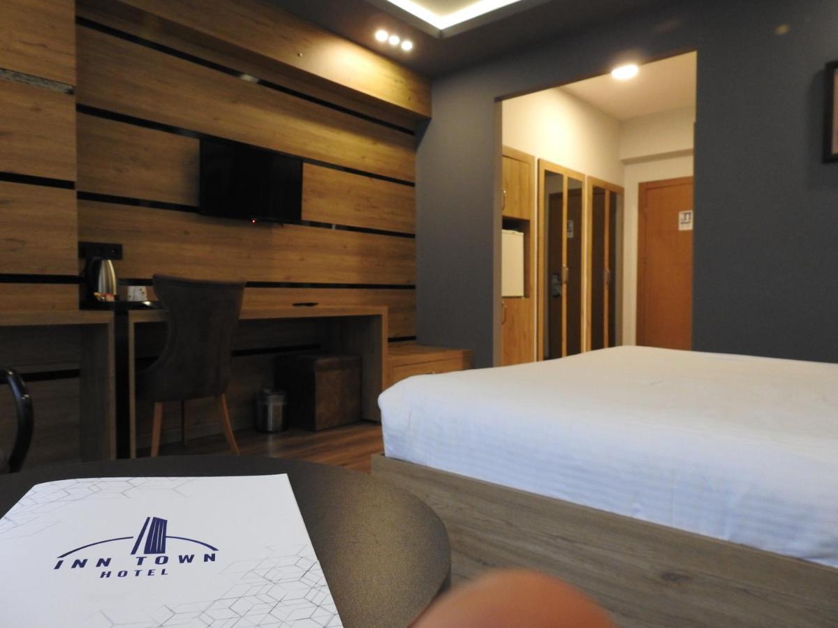 Inn Town Hotel Эскишехир Экстерьер фото