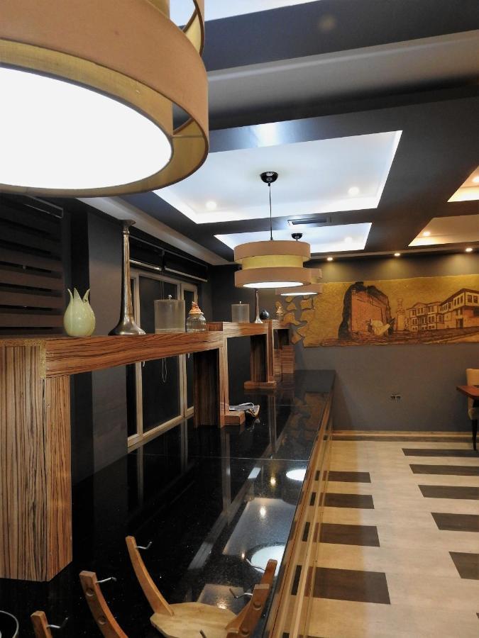 Inn Town Hotel Эскишехир Экстерьер фото