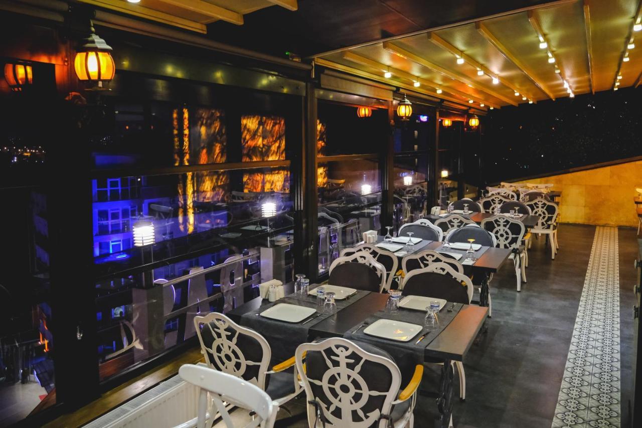 Inn Town Hotel Эскишехир Экстерьер фото